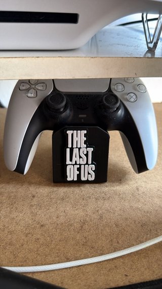 Soporte Mando PS5 The Last of Us 3D