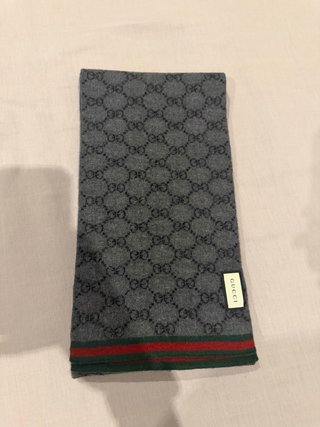 Sciarpa Gucci GG Supreme Grigio Nero