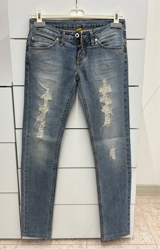 Jeans strappati blu