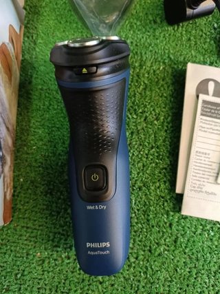 Afeitadora Philips Serie 1000