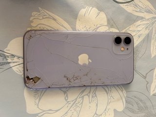 iPhone 11 Morado