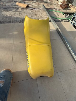 Asiento Yamaha Amarillo yamaha waveruner