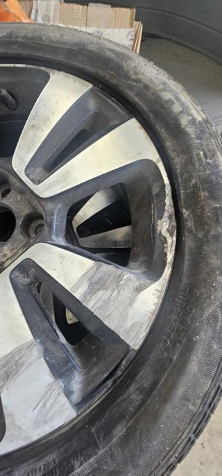 4 Llantas Citroen C3 2019 original con neumaticos
