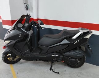 Scooter Daelim J3 125 Negra