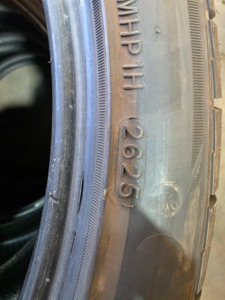 Neumáticos 235/35 R19