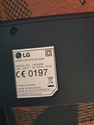 Barra de Sonido LG 300W Bluetooth HDMI