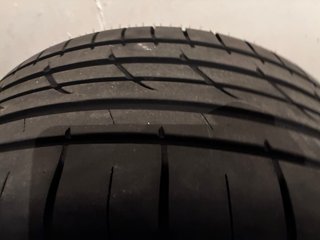 Llantas Porsche 18” 981 con neumáticos casi nuevos