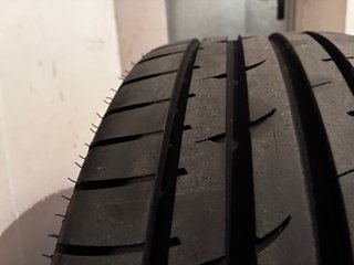 Llantas Porsche 18” 981 con neumáticos casi nuevos