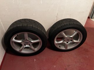 Llantas Porsche 18” 981 con neumáticos casi nuevos