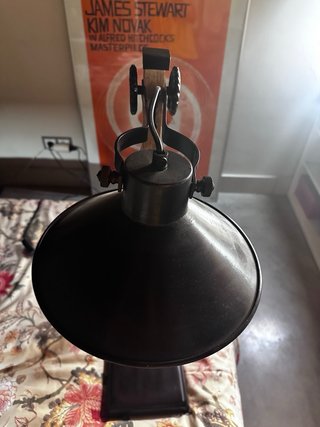 Lámpara Sobremesa Estilo Industrial