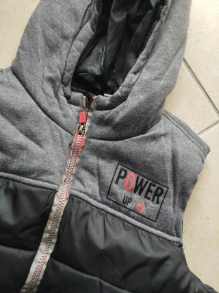 Gilet con cappuccio Power