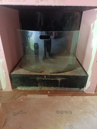Protector de chimenea de cristal curvo templado
