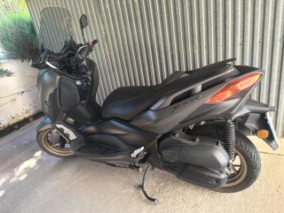 Yamaha XMAX 125cc, años 2021.
