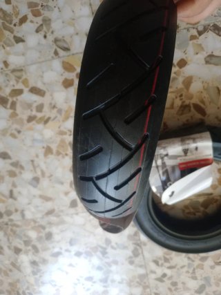 Rueda y cámara 10x2.50 para patinete eléctrico cam