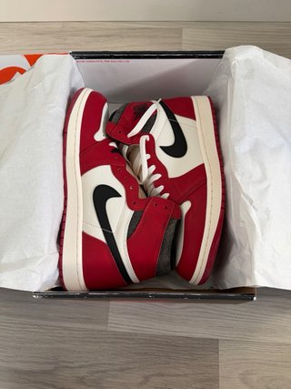 Jordan 1 High Chicago Lost and Found