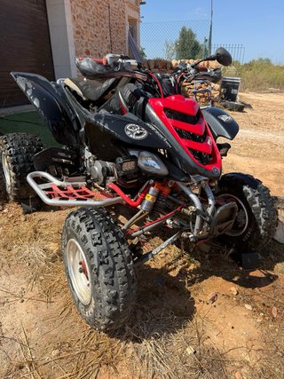 Yamaha Raptor 660