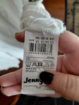 Maglia Jennyfer bianca con decoro nero