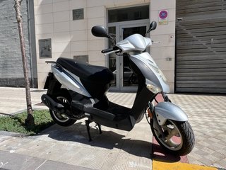 Kymco Agility 125 Scooter