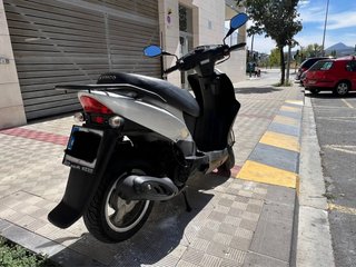 Kymco Agility 125 Scooter