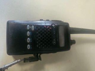 Walkie Talkie Kenwood con Cargador