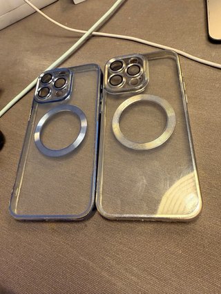 Funda Quad Lock iPhone 15 Pro Max Moto