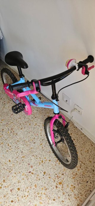 Bicicleta infantil BTWIN azul y rosa