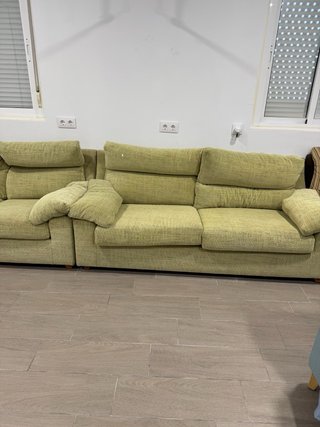 Sofá modular verde de tela