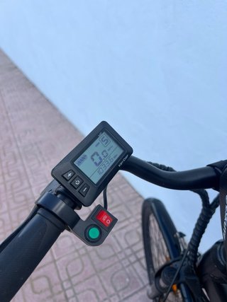 Bici Eléctrica ESLUTE Negra