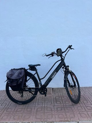 Bici Eléctrica ESLUTE Negra