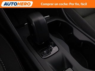 Volvo XC40 2.0 B3 Mild-Hybrid Core 2WD