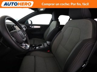 Volvo XC40 2.0 B3 Mild-Hybrid Core 2WD