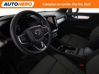 Volvo XC40 2.0 B3 Mild-Hybrid Core 2WD