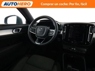 Volvo XC40 2.0 B3 Mild-Hybrid Core 2WD