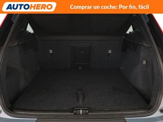 Volvo XC40 2.0 B3 Mild-Hybrid Core 2WD