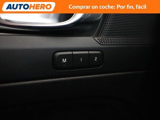 Volvo XC40 2.0 B3 Mild-Hybrid Core 2WD