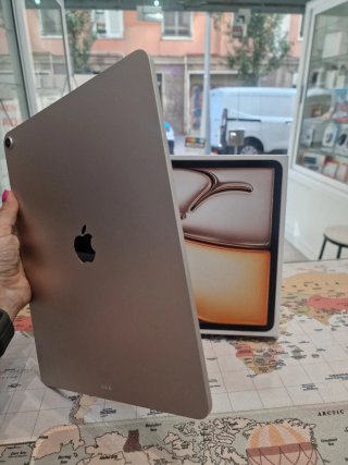 iPad Air 13 M3 256GB Wi-Fi Starlight
