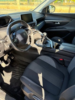 Peugeot 3008 2022