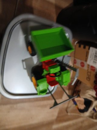 Tractor Playmobil con remolque verde Este 7€
