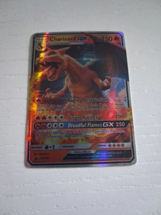 Carta Pokémon Charizard GX 250 HP