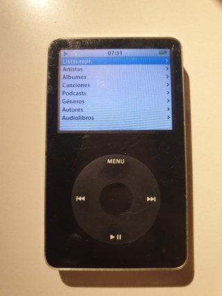 iPod Classic 5a Gen 30GB A1136 NO NEGOCIABLE