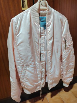Chaqueta Alpha Industries Rosa.