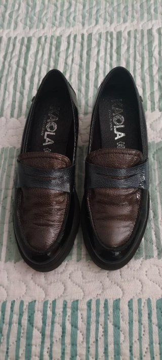 Zapatos de piel negros y azules talla 38