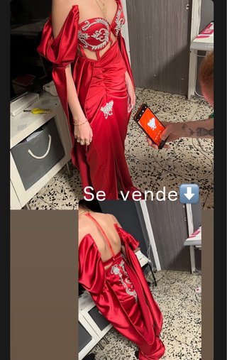 Vestido rojo con pedrería