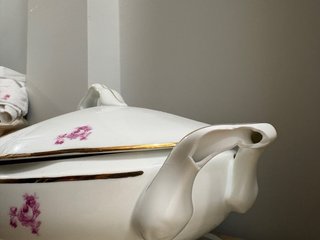 Vajilla porcelana floral dorada