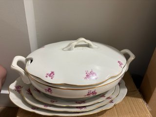 Vajilla porcelana floral dorada