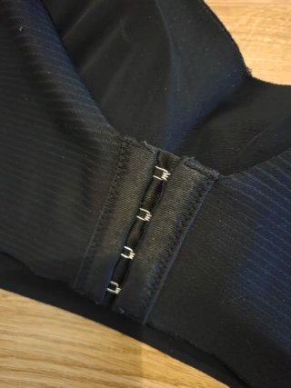 Sujetador negro moldeador L