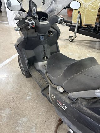 Piaggio MP3 250 Donante