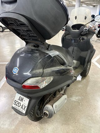 Piaggio MP3 250 Donante