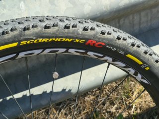 Vendo CANNONDALE MOTERRA NEO CARBON 2
