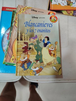 Libro de Disney  2€ la unidad